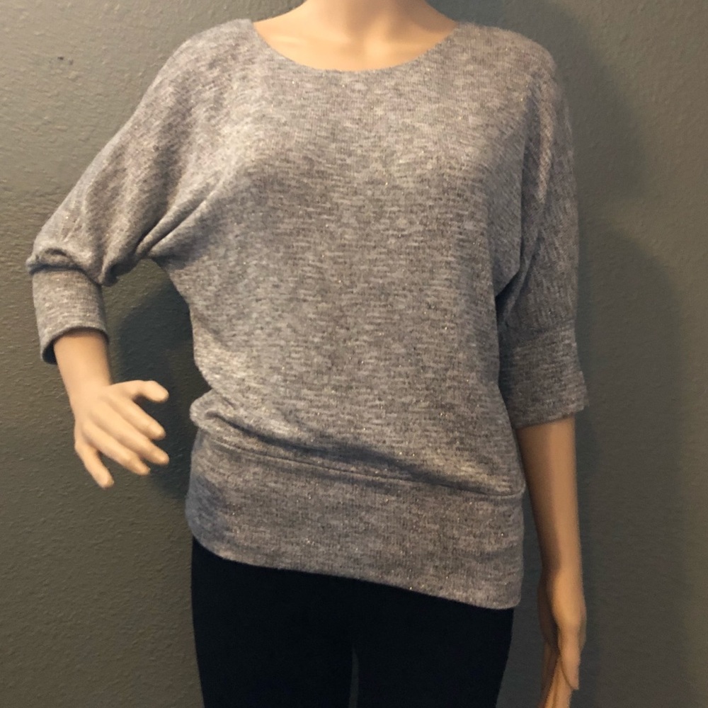 ⭐️B•WEAR⭐️ Top